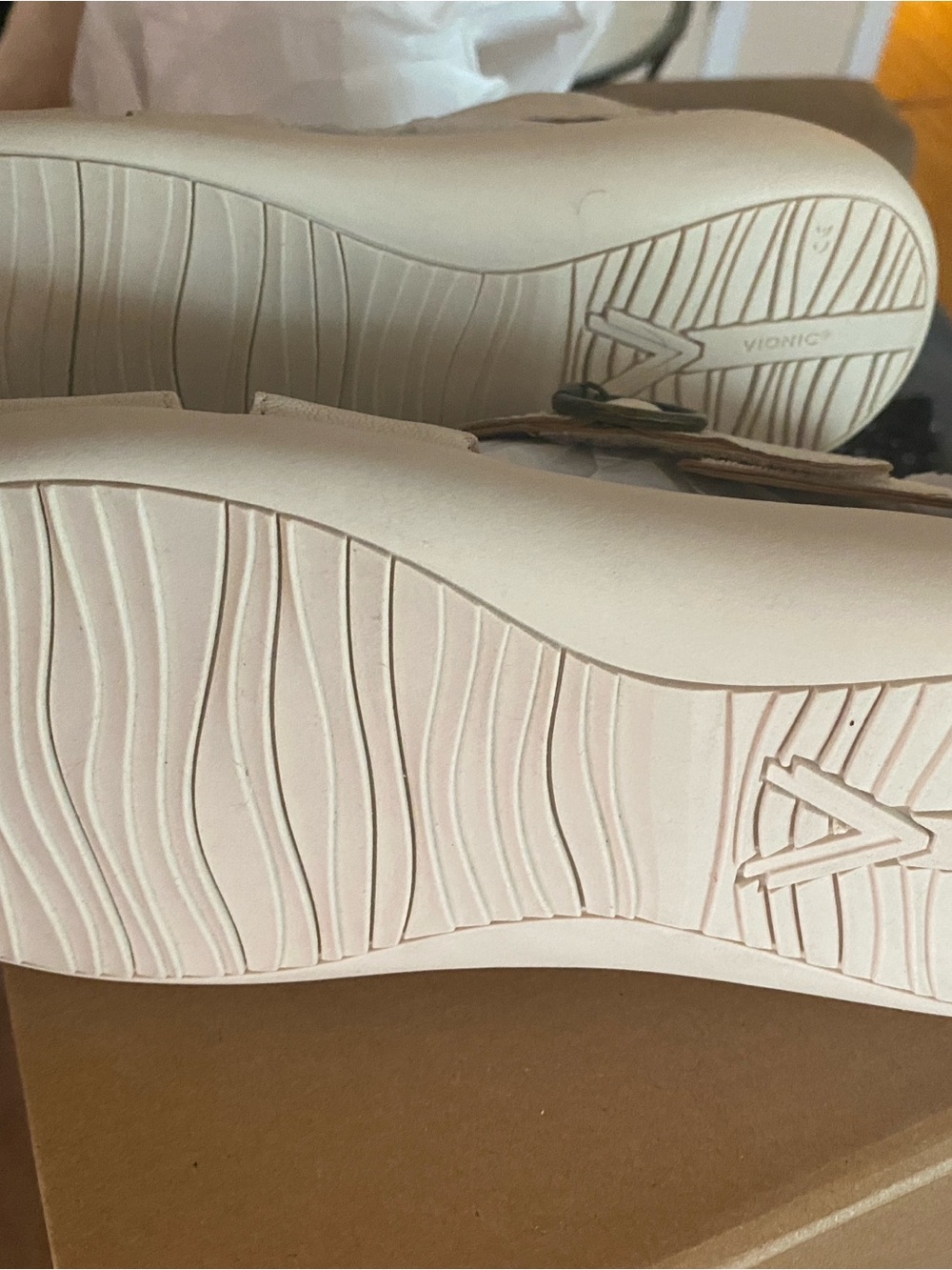 Vionic Harmony RX Sandal Cream - Picture 5 of 16